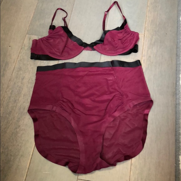 Victoria's Secret Other - Body by Victoria‘a Secret mesh bra & panty.34C & S